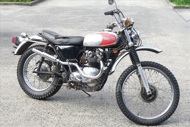Triumph Adventurer 500cc Twin Road Trail Motorcycle
